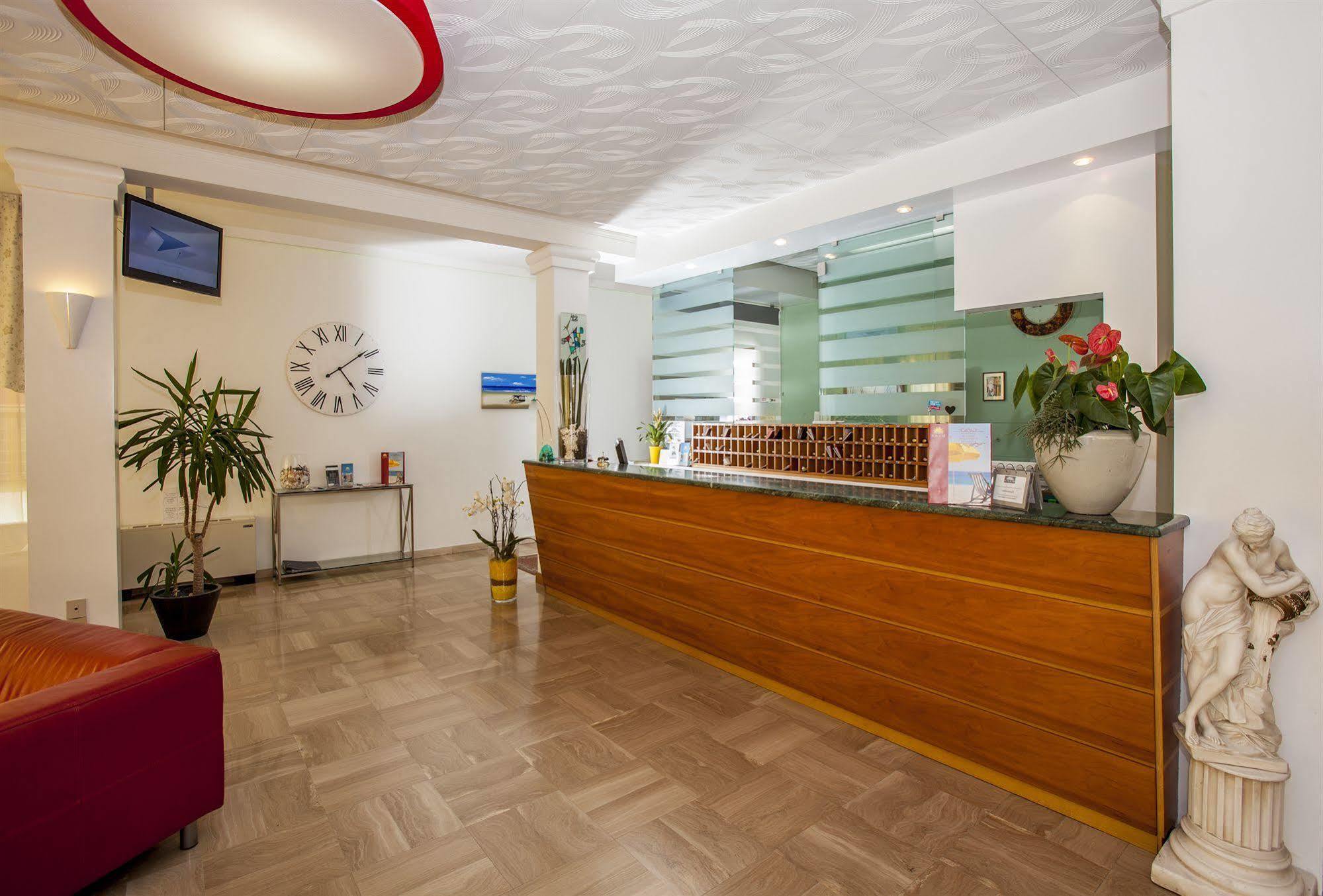 Hotel Sofia 利多迪迪耶索洛 外观 照片